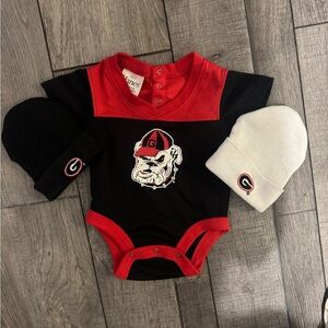 Georgia Bulldogs Infant Bodysuit with Beanie Set - Black & Red